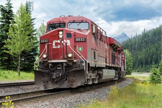 Canadian Pacific_©IANDEWARPHOTOGRAPHY - STOCK.ADOBE.COM_e.jpg