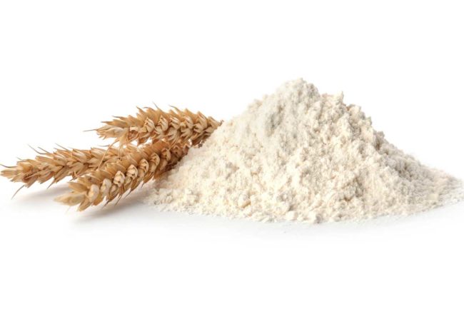 Pile of flour and wheat