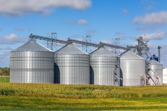 Steel grain bin storage_©WOLTERKE - STOCK-ADOBE.COM_e.jpg